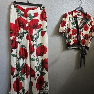 Floral Red and White Women's Pants & Jumpsuit Set Top/L Bottom/M